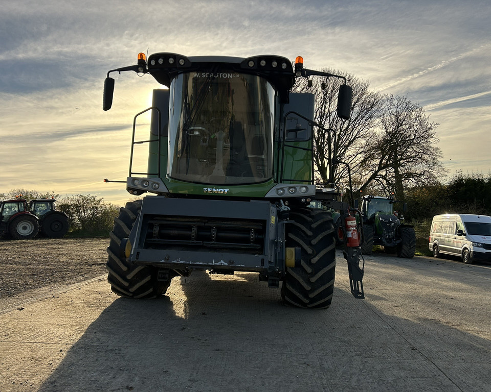 Fendt 9490X AL Combine (IS)