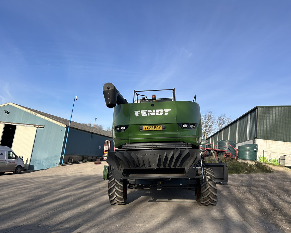 Fendt 6335C PL (11029769 & 11029770) 