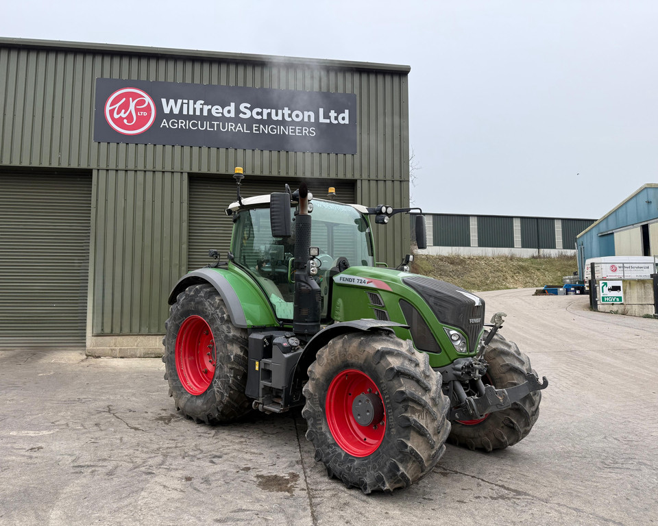 Fendt 724 Profi Plus