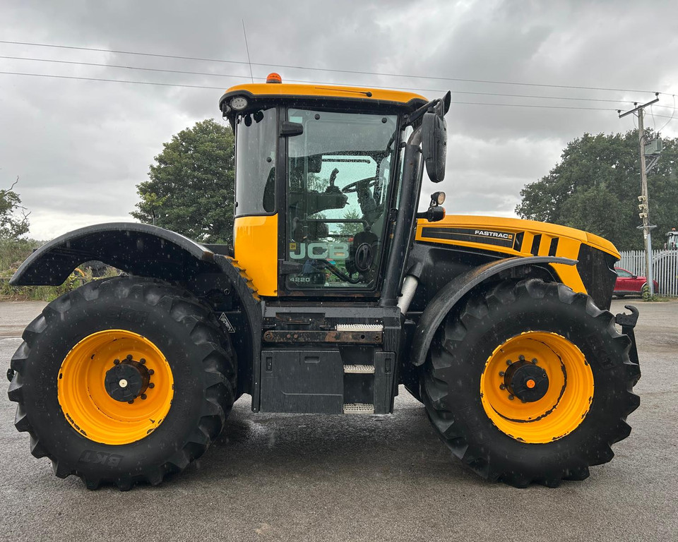 JCB Fastrac 4220 21030587 (SS)