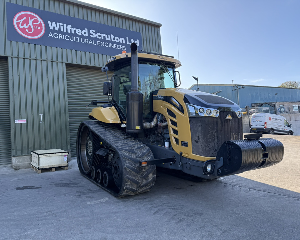 Challenger Mt775E