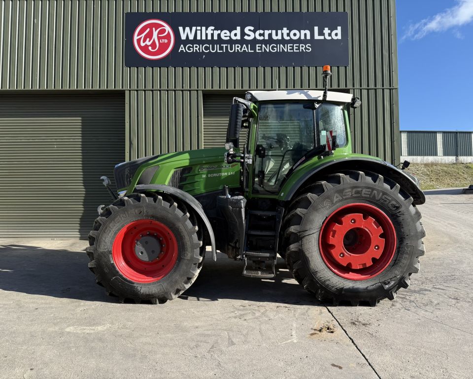 Fendt 933 Profi+