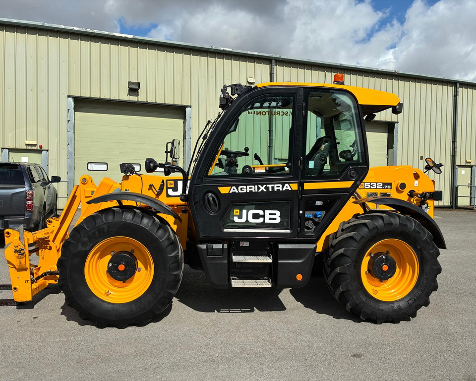 JCB 532-70 Agri Xtra 21033000 (AM)