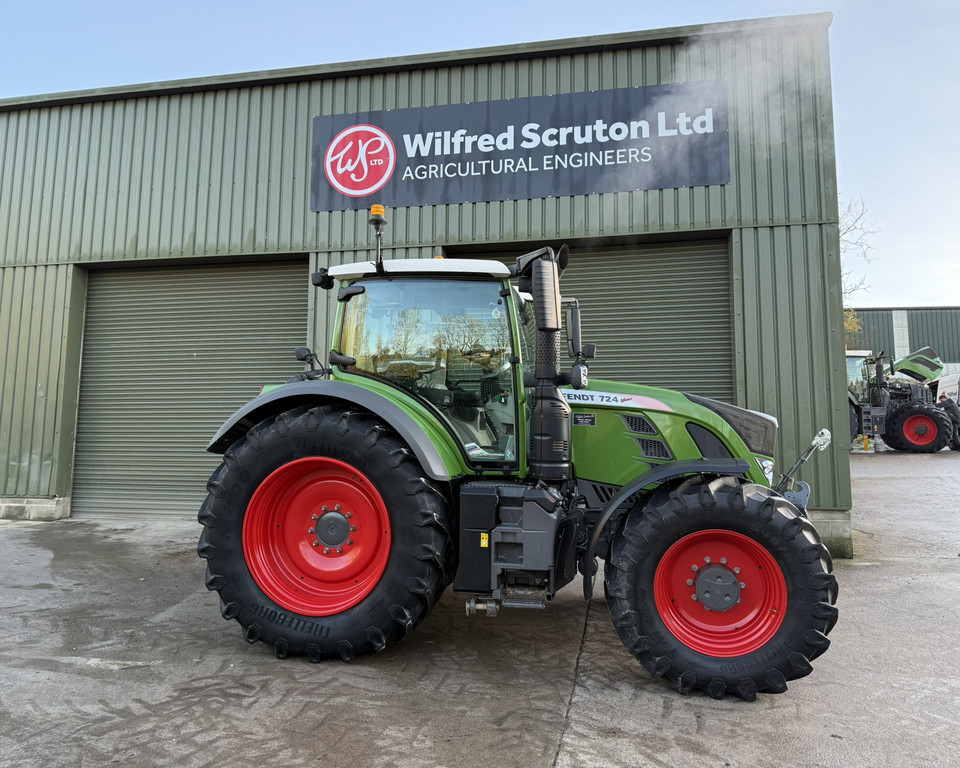Fendt 724 Profi Plus (11030819)