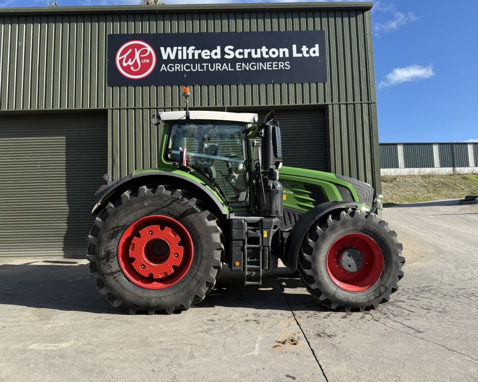 Fendt 933 Profi+