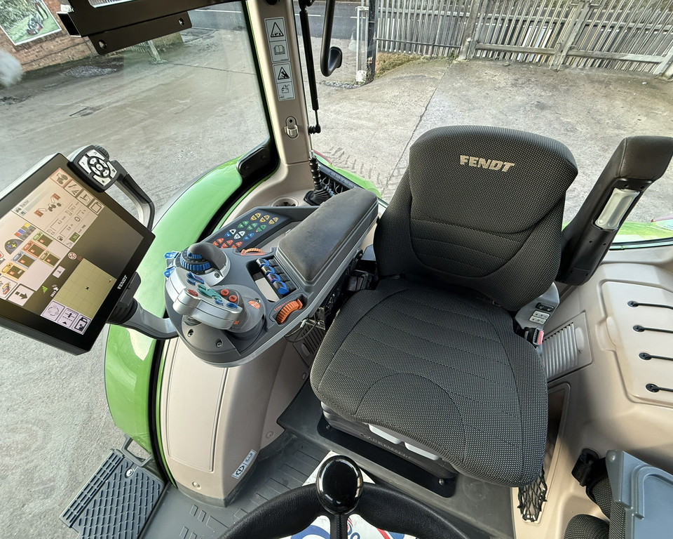 Fendt 724 Profi Plus (11030819)