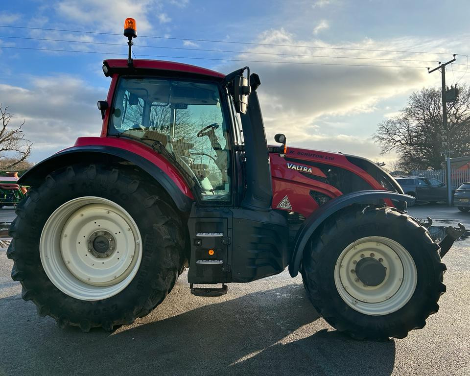 Valtra T174EA 21030086