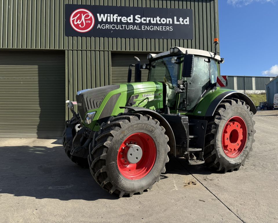 Fendt 933 Profi+