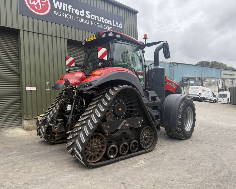 CASE Magnum Rowtrac 380