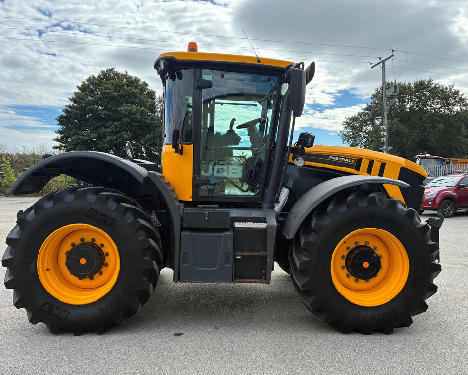 JCB Fastrac 4220 21033167 (SS)