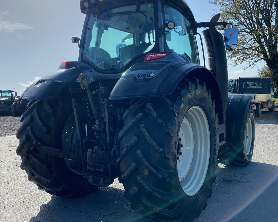 Used Valtra T234v Tractor TH
