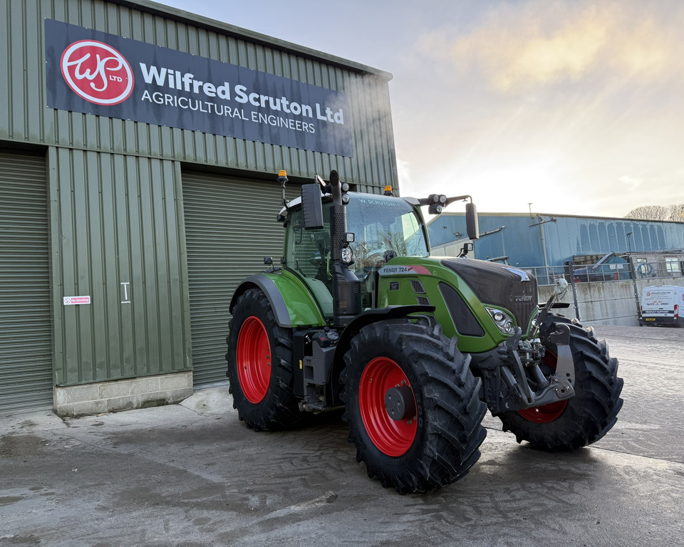 Fendt 724 Profi Plus (11030819)