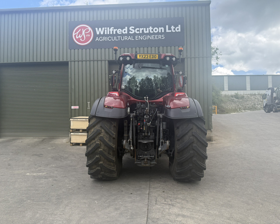 Valtra Q305 (11029474)