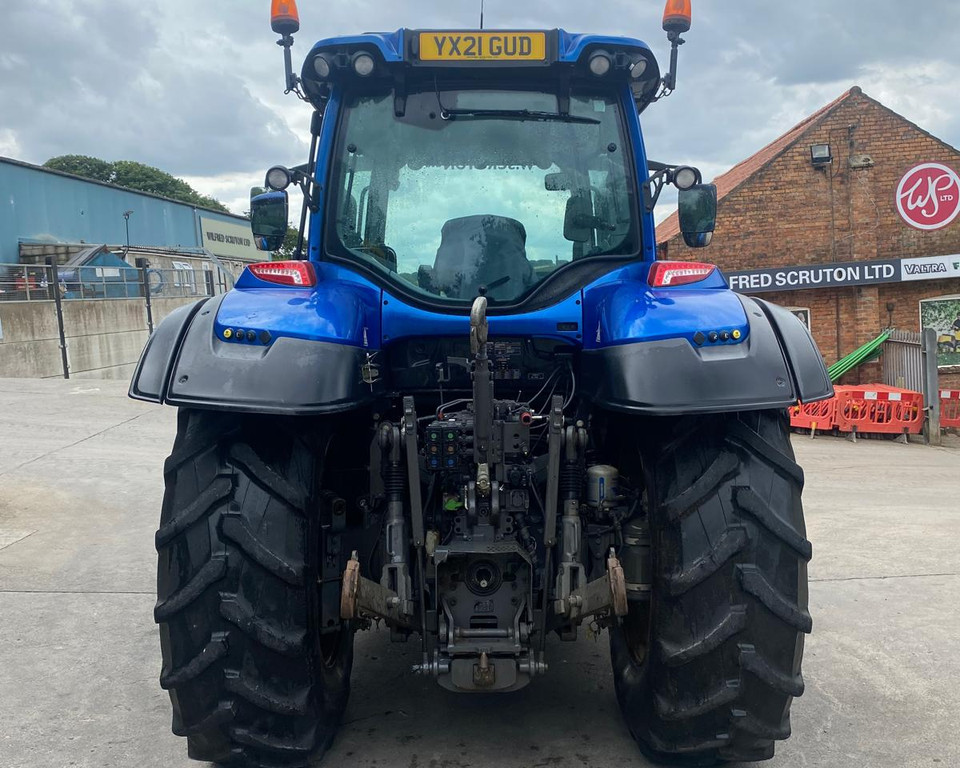 Used Valtra T174A Tractor 11032983 TH