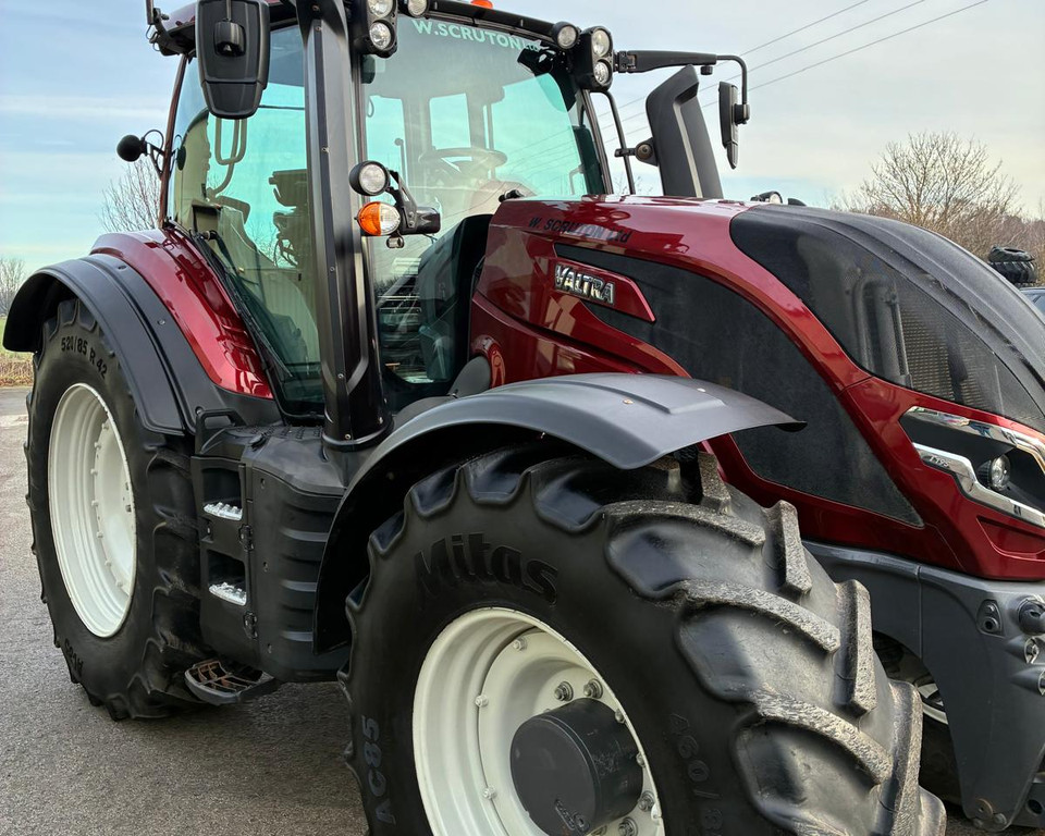 Used Valtra T195V 11031576