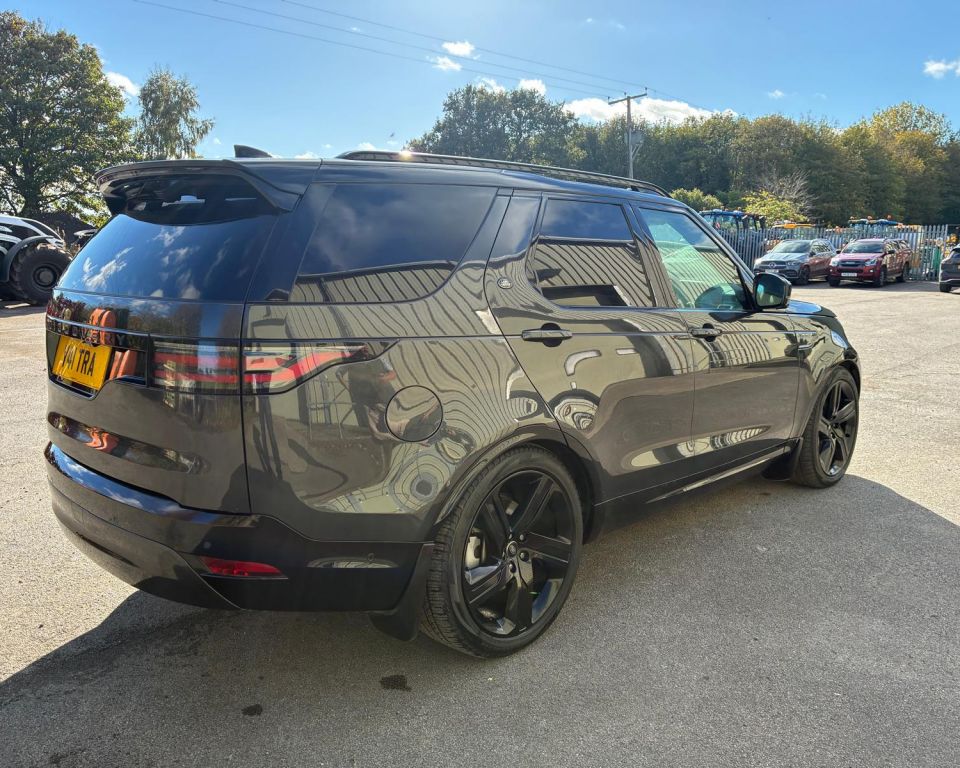 Land Rover Discovery Dynamic HSE Commercial 3.0
