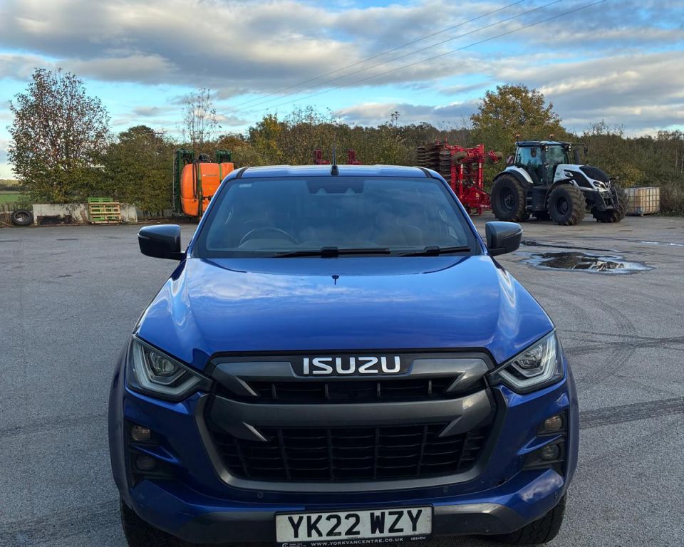 Isuzu D-Max V-Cross Pick Ups