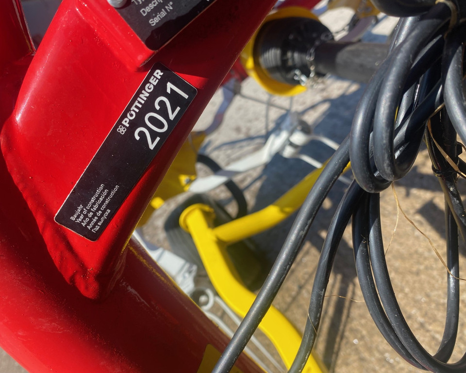 Used Pottinger HIT 8.91 Tedder 11032949 TH