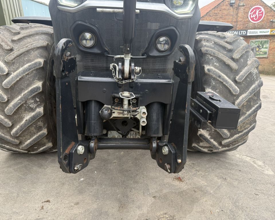 CASE Magnum Rowtrac 380