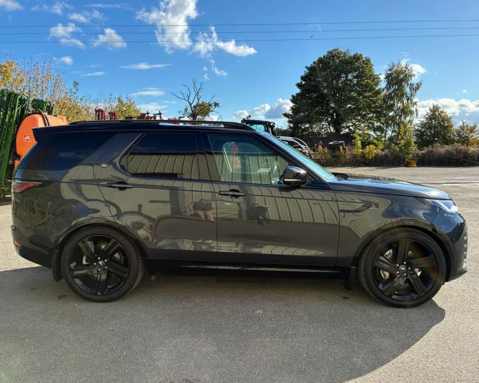 Land Rover Discovery Dynamic HSE Commercial 3.0