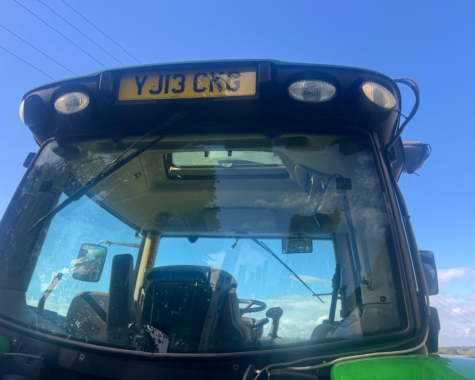 John Deere 6140R