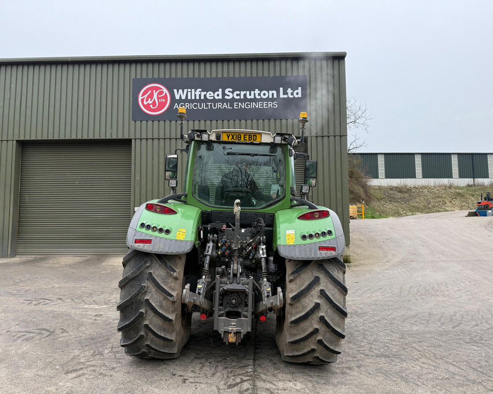 Fendt 724 Profi Plus