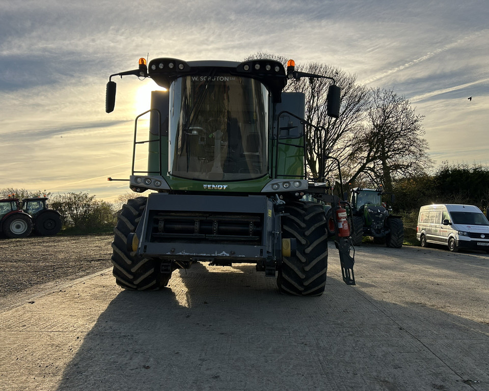 Fendt 9490X AL Combine (IS)