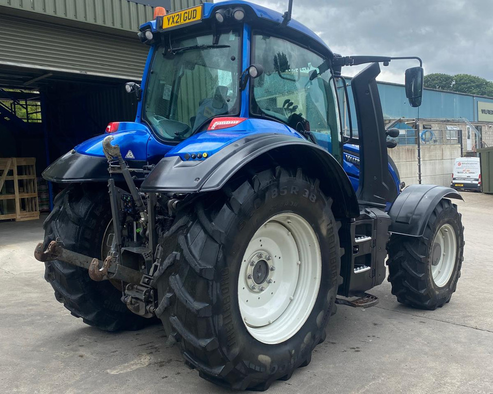 Used Valtra T174A Tractor 11032983 TH