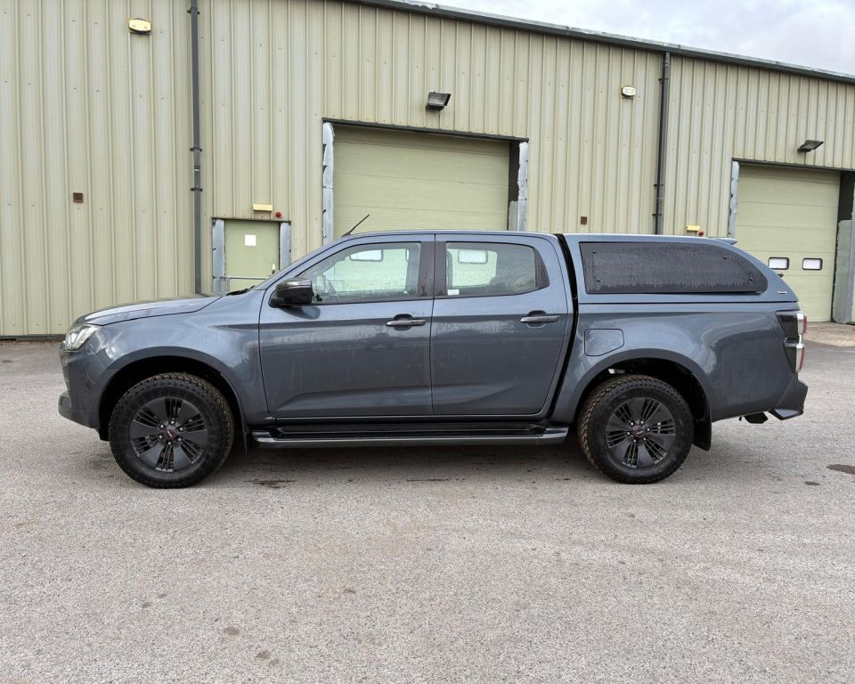 Isuzu D-Max V-Cross Pick Ups