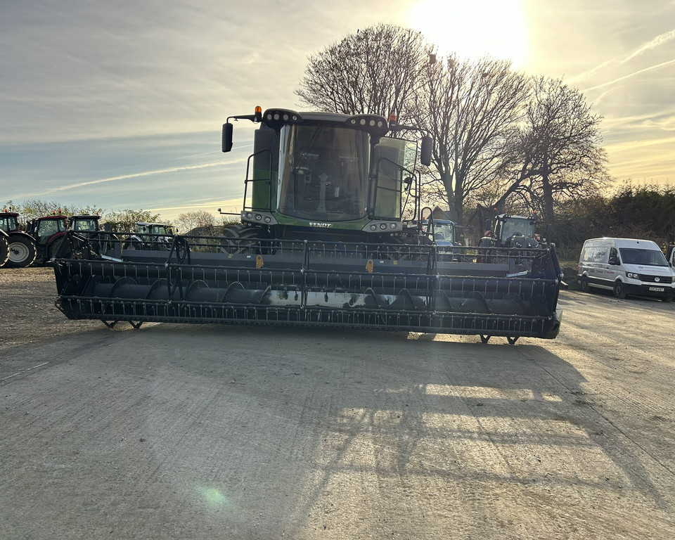 Fendt 6335C PL (11029769 & 11029770) 