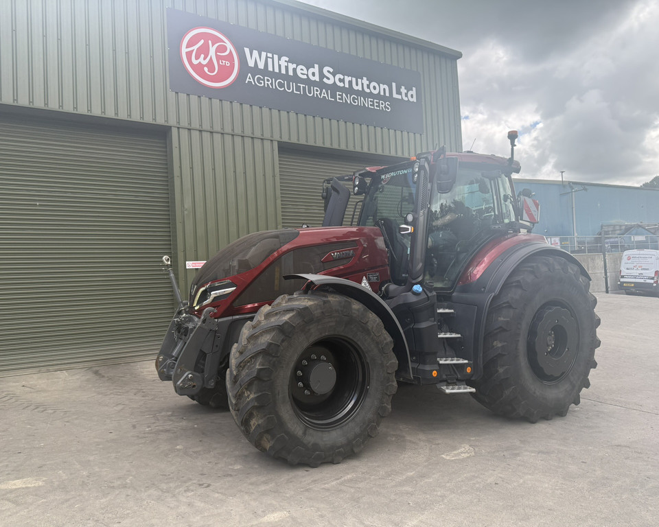 Valtra Q305 (11029474)