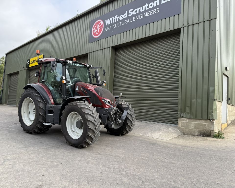 Valtra G125 Versu