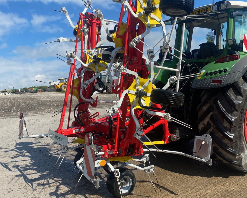 Used Pottinger HIT 8.91 Tedder 11032949 TH