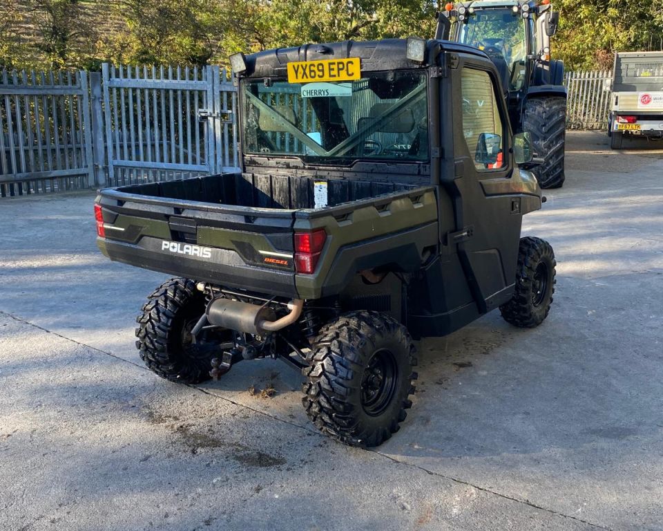 Polaris Ranger 900
