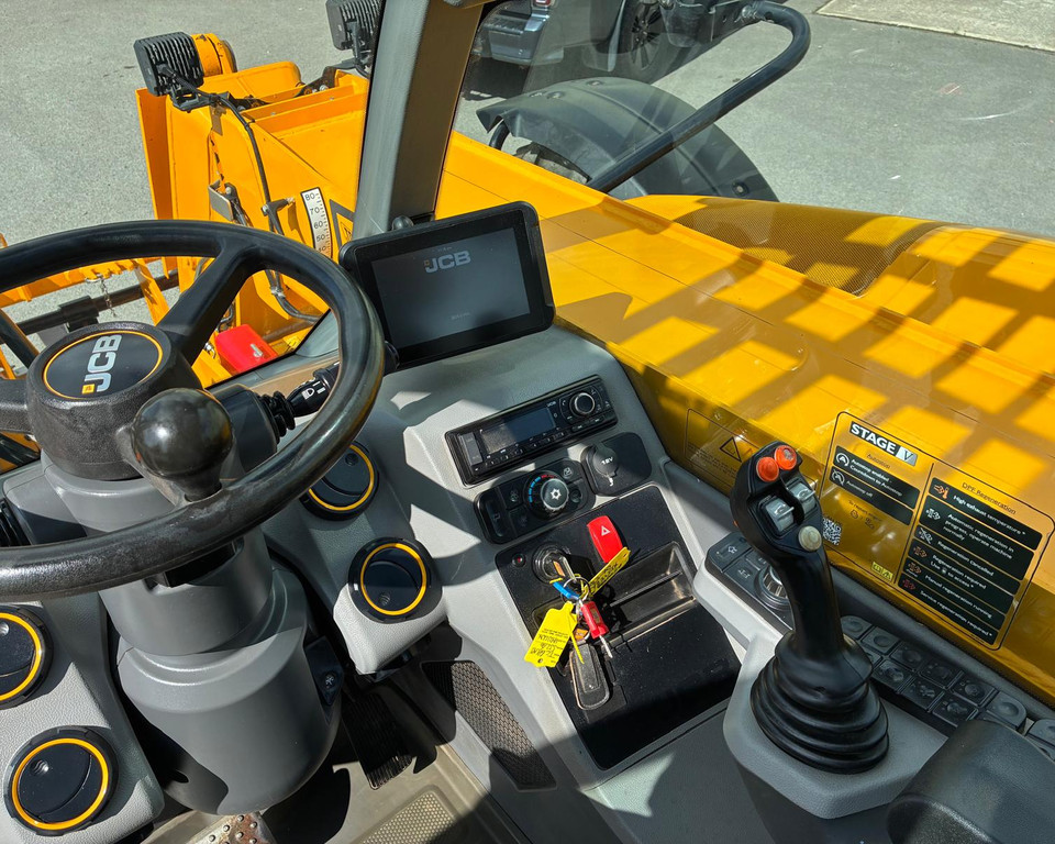 JCB 532-70 Agri Xtra 21033000 (AM)