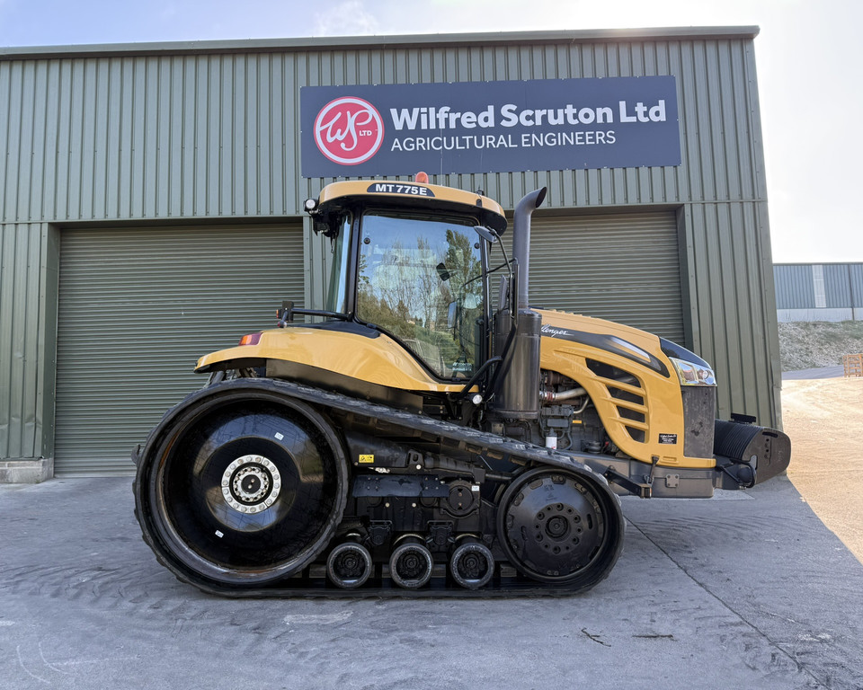 Challenger Mt775E
