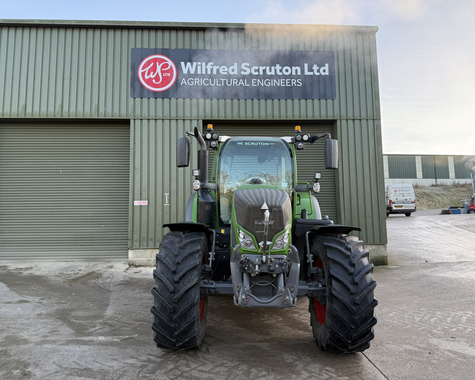 Fendt 724 Profi Plus (11030819)