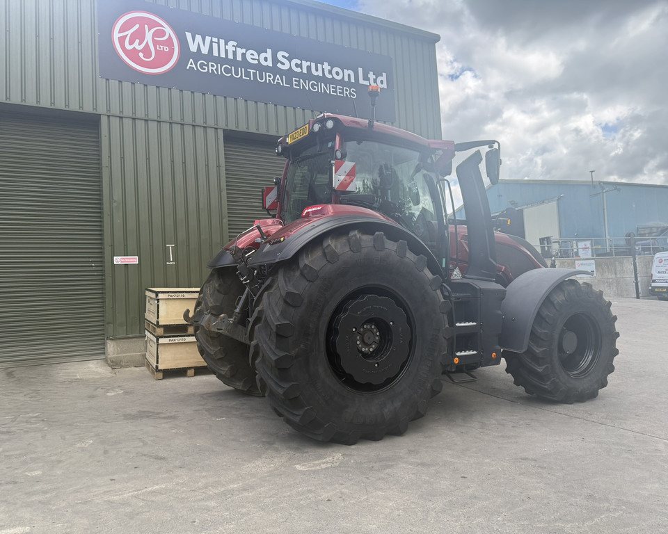 Valtra Q305 (11029474)