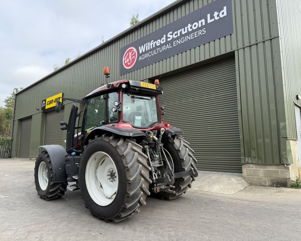 Valtra G125 Versu