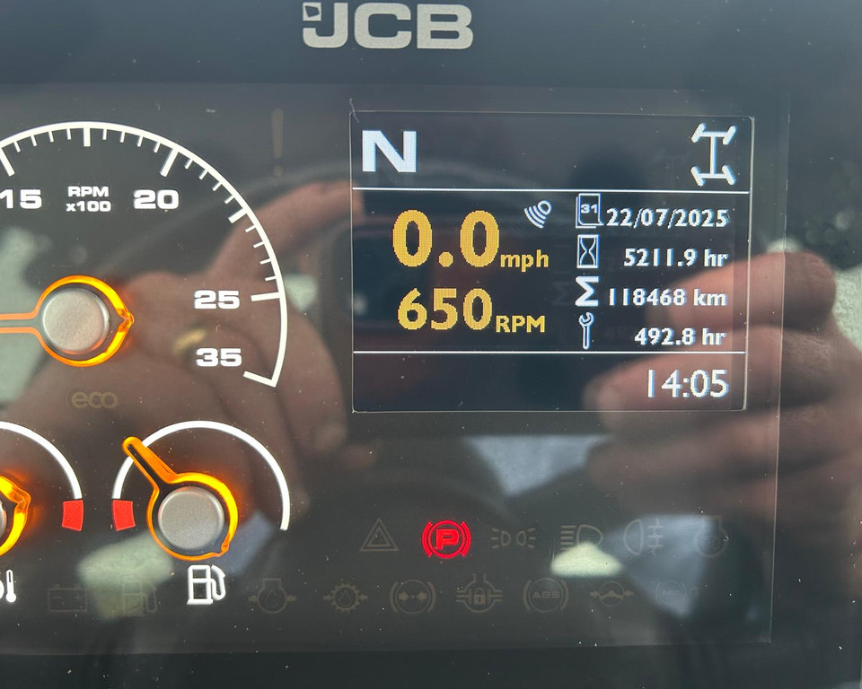 JCB Fastrac 4220 21030587 (SS)