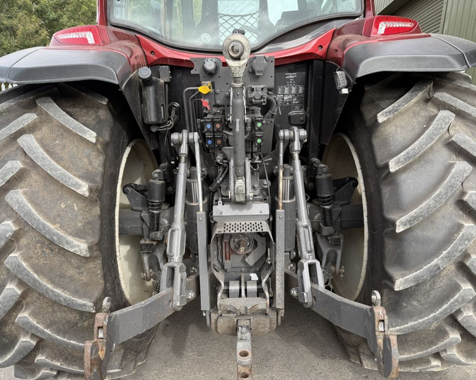 Valtra G125 Versu