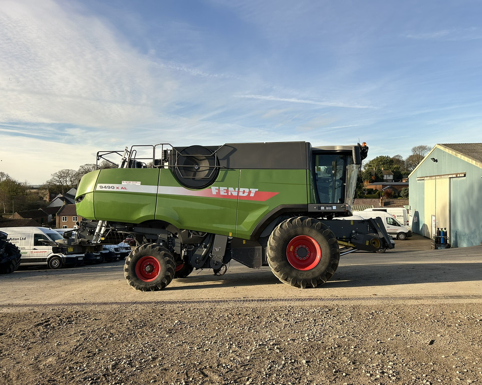 Fendt 9490X AL Combine (IS)