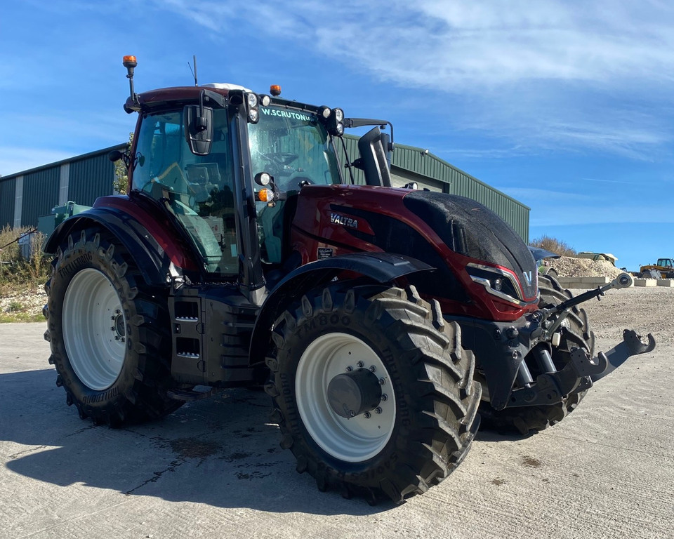 Used Valtra T195D Tractor 11033164 TH