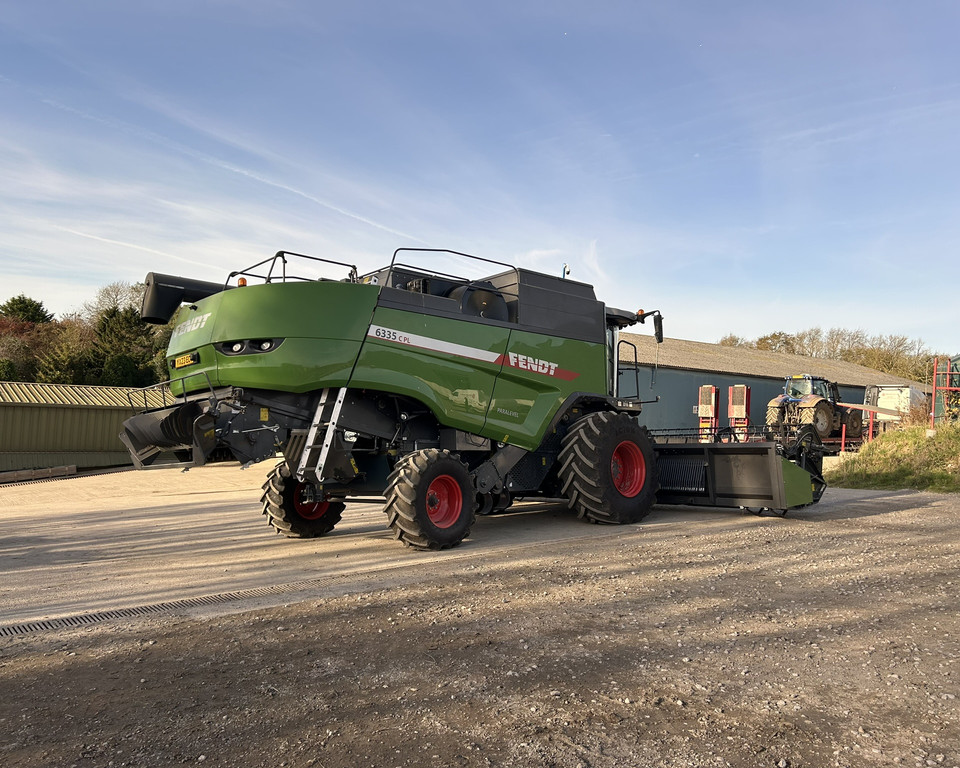 Fendt 6335C PL (11029769 & 11029770) 