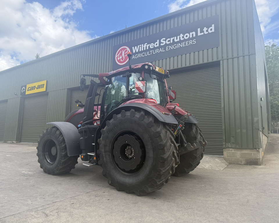 Valtra Q305 (11029474)