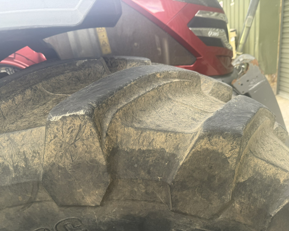 Valtra Q305 (11029474)