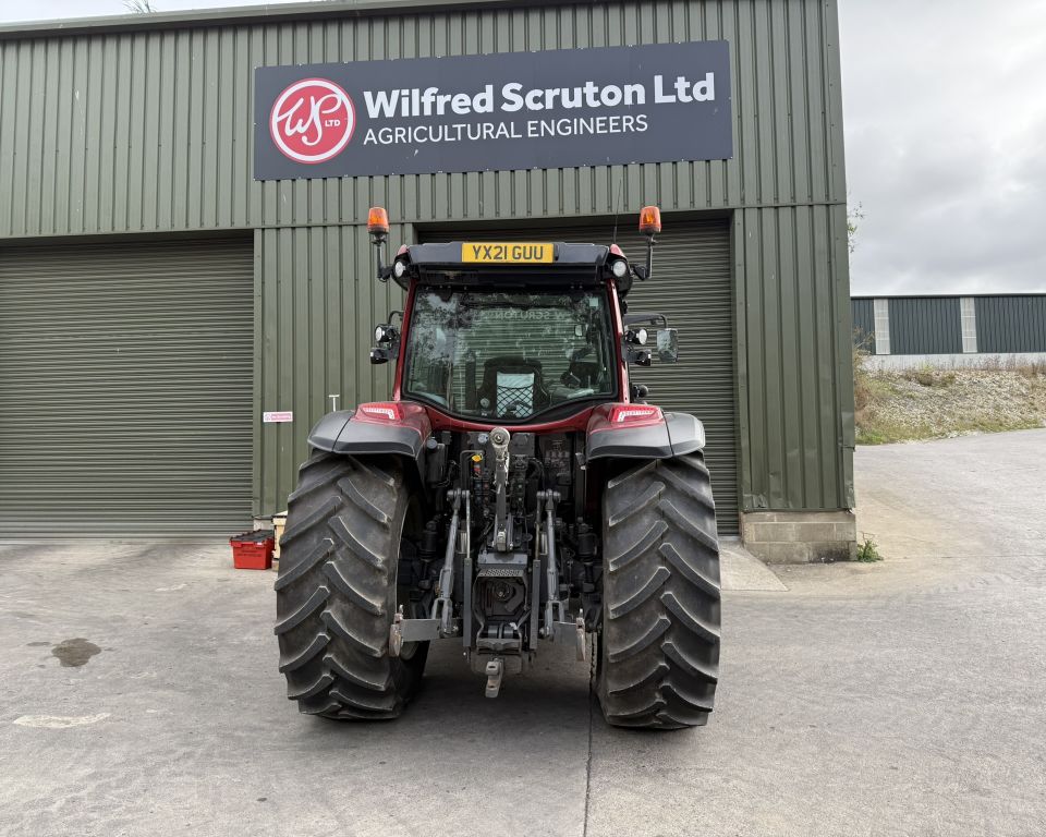 Valtra G125 Versu