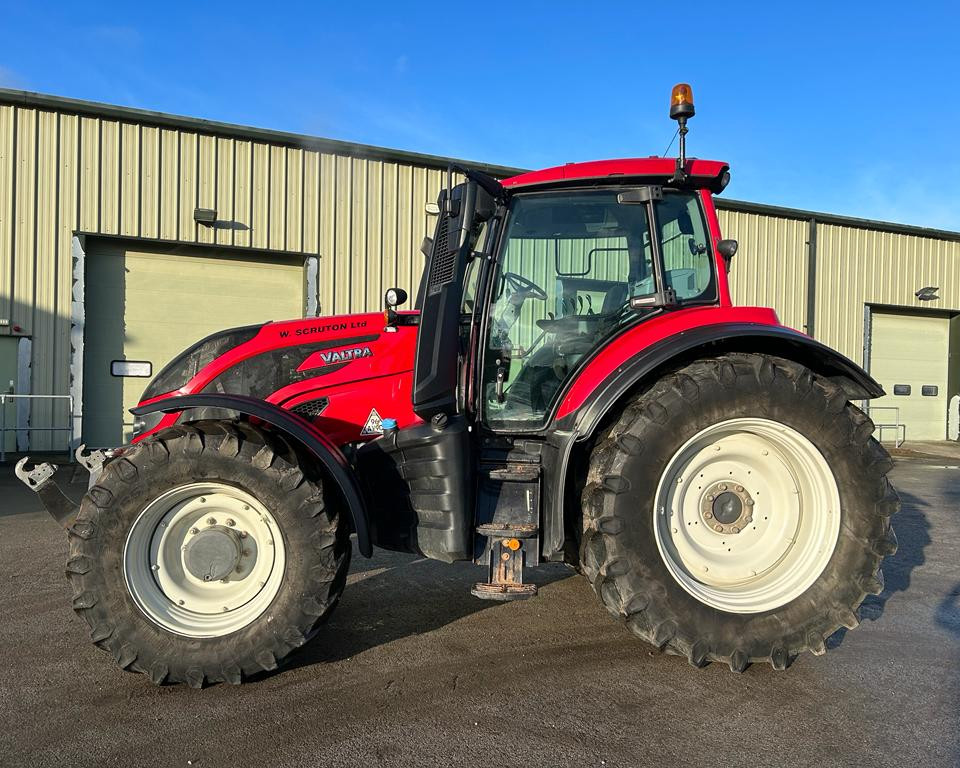 Valtra T175EA 21030086