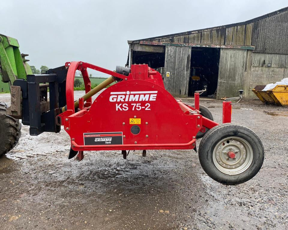 Grimme KS 752 2 Row Potato Topper Wilfred Scruton Ltd. For all your